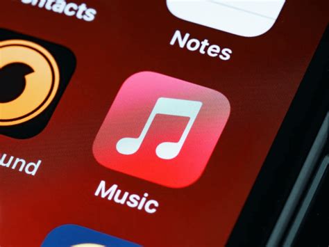 how much data does apple music use - and what it means for your device's battery life